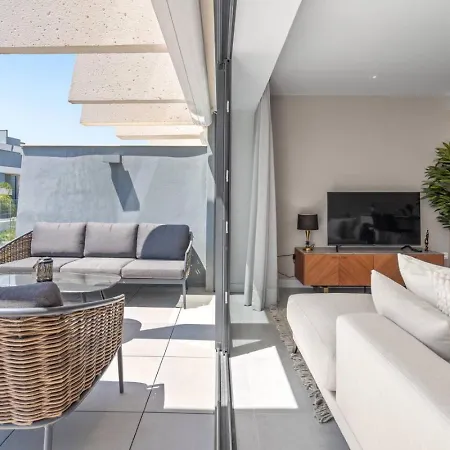 Luxe Retreat Met Wellness In Oasis 325 Apartment *